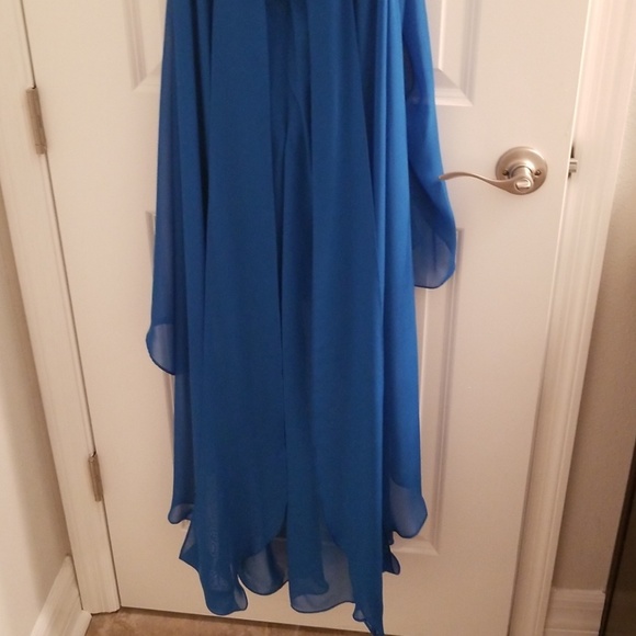 Cache dress - Picture 4 of 5